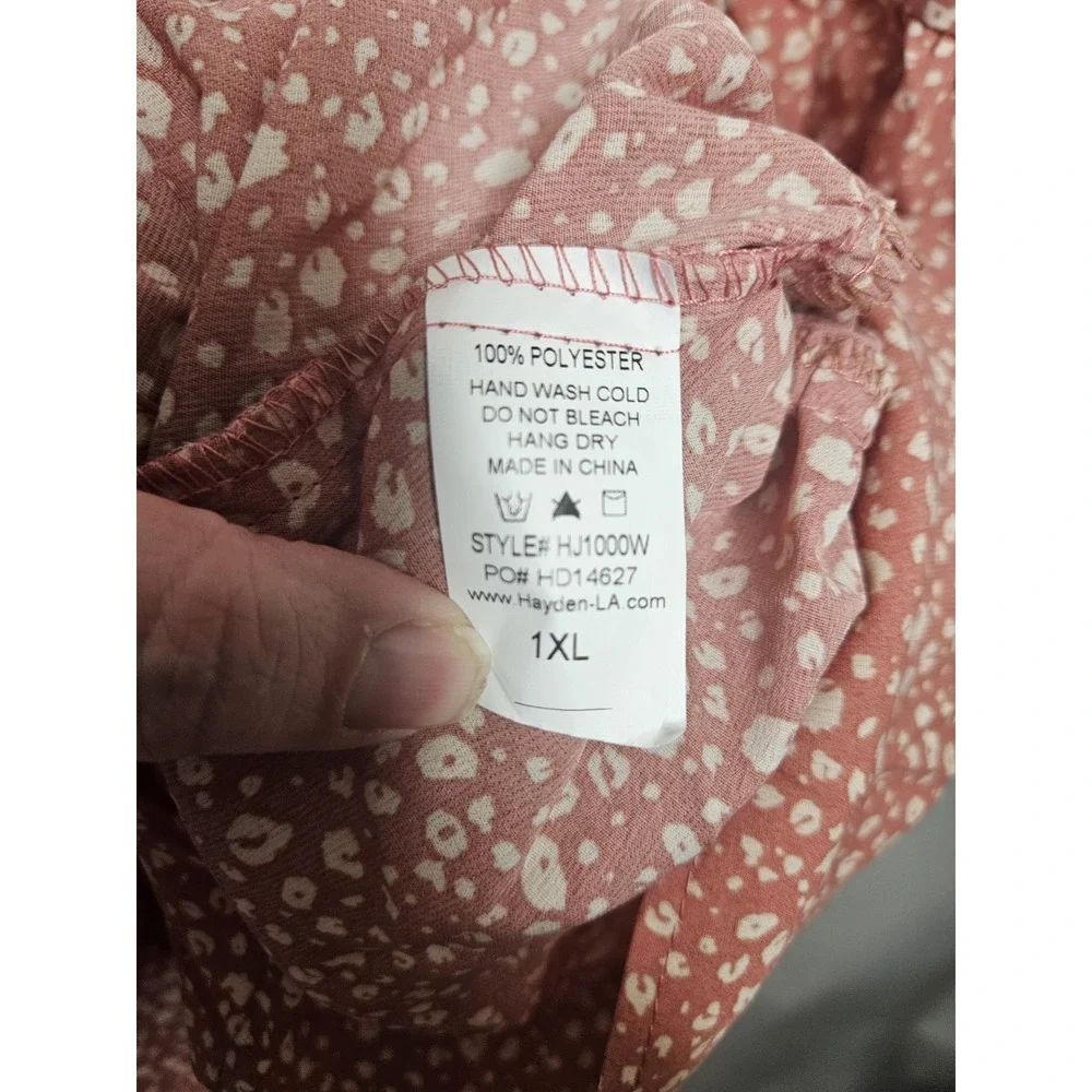 Hayden LA Tiered Babydoll‎ Dress 1XL Pink White Ditsy Floral Ruffle Boho NWT